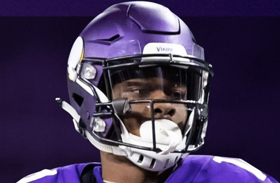 Stefon Diggs Has Been Traded to the Buffalo Bills – On Monday, March 16, 2020, the news surfaced that Stefon Diggs, star wide receiver for the Minnesota Vikings, had been traded to the Buffalo Bills alongside a 2020 7th round draft pick for the Bills’s 1st-round (22nd overall) pick, a 5th-round pick, and a 6th-round pick in the 2020 draft, as well as a 2021 fourth-round pick. 