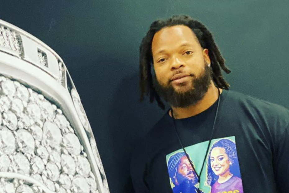 Michael Bennett Commits to Supporting the Fight for Racial Justice after Announcing Retirement – On Tuesday, Super Bowl champ, Michael Bennett, announced his retirement after 11 seasons in the NFL.
