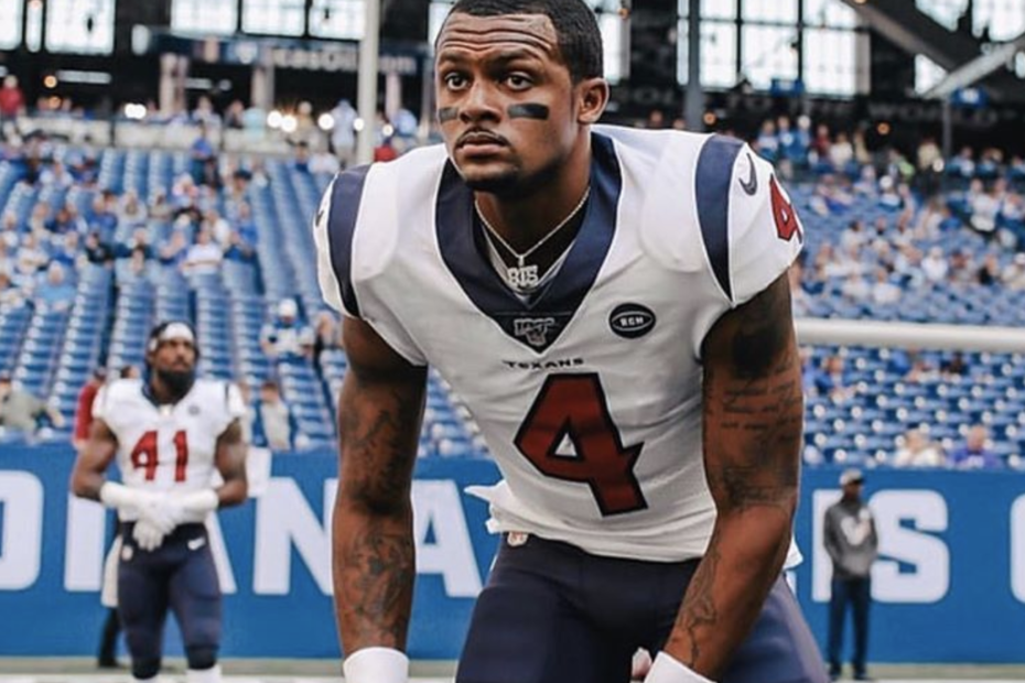 Elite Quarterback, Deshaun Watson, Doesn't Want Patrick Mahomes' $503 Million Contract – On Friday, Houston Texan’s coach, Bill O’Brien, said that the Texans are “working hard” with quarterback, Deshaun Watson, and his staff on a contract extension. Bill O’Brien wants Watson “here for a long time.”