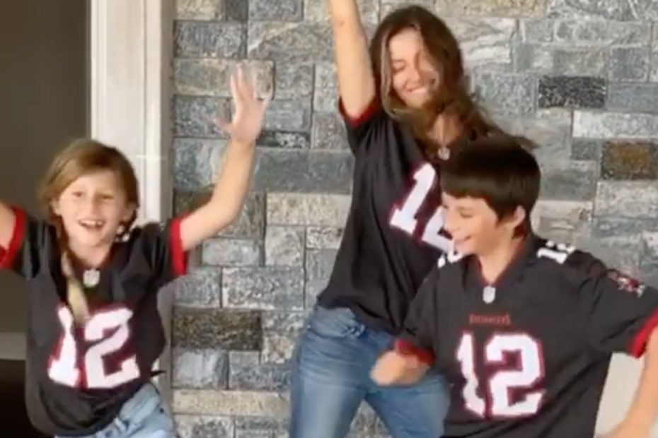 Gisele Bundchen and Kids Get Cheery For Tom Brady as He Gets First Win as a Buccaneer