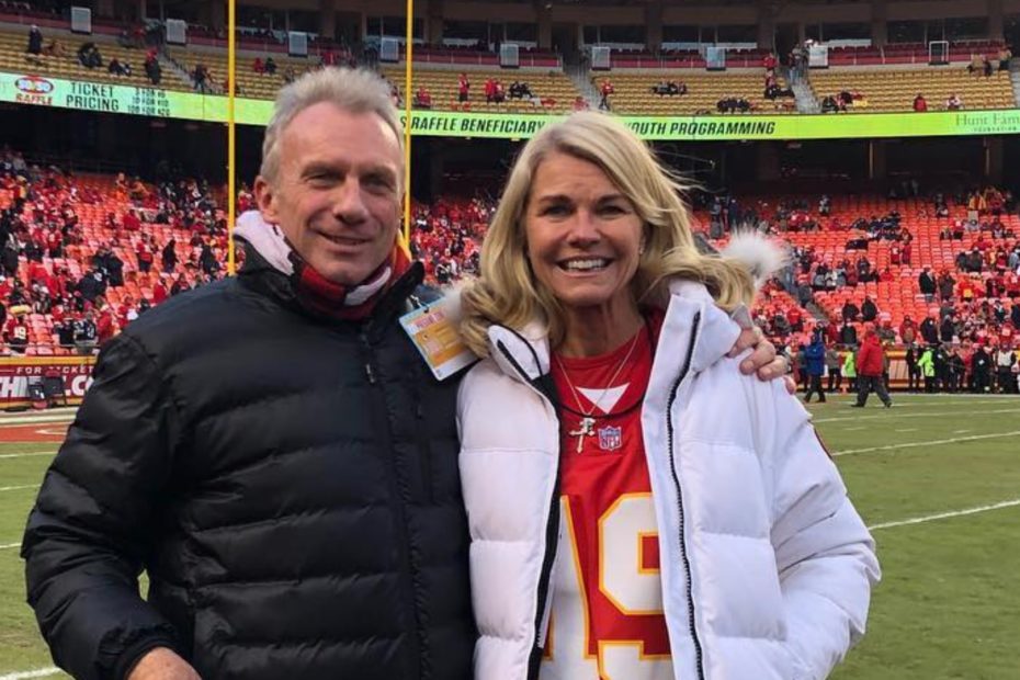 Joe Montana's Family Is Calling Him and His Wife a Hero After They Prevent Home Invader From Taking Their Infant Grandchild