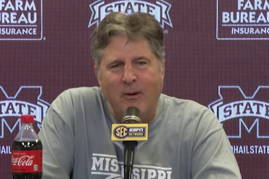 Mike Leach Goes on Cardboard Cutouts in Stands Soapbox: "Some of Those Fake People Have Better Seats Than the Other Ones"