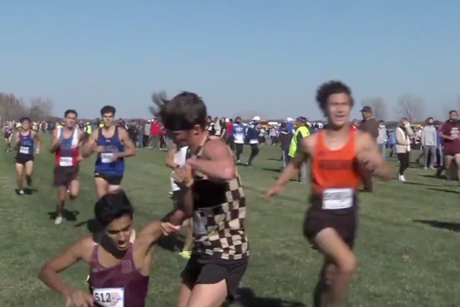 'That's How My Parents Raised Me' High School Cross Country Runner Gets Noticed After Helping Opponent Across Finish Line