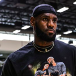 LeBron James Pays Tribute To Kobe Bryant Wearing Special Shirt To Lakers Training Camp