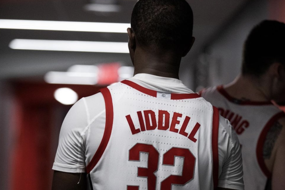 Collegiate Stars Receive Threats from Fans After Devastating Upsets – Following that loss, Buckeyes star E.J. Liddell received horrible messages on social media which threatened him and called him racial slurs. 