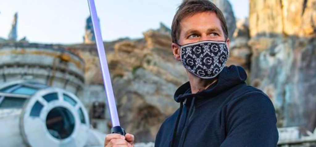 Tom Brady Has Epic Answer To Star Wars' Kylo Ren Wanting Brady To Join His Team At Disney World