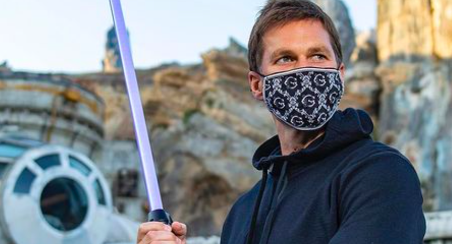 Tom Brady Has Epic Answer To Star Wars' Kylo Ren Wanting Brady To Join His Team At Disney World