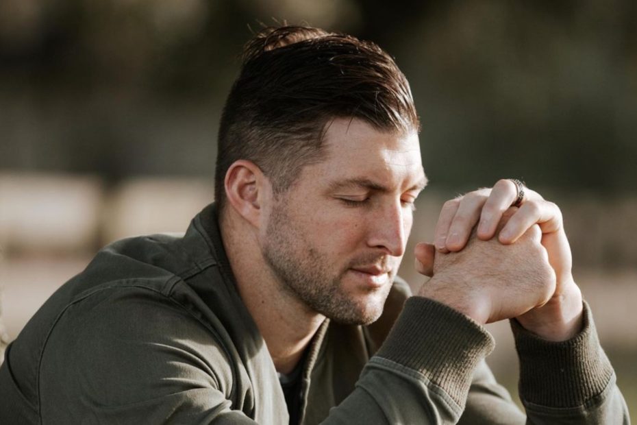 Tim Tebow Reportedly Coming Back to the NFL...As a Tight End