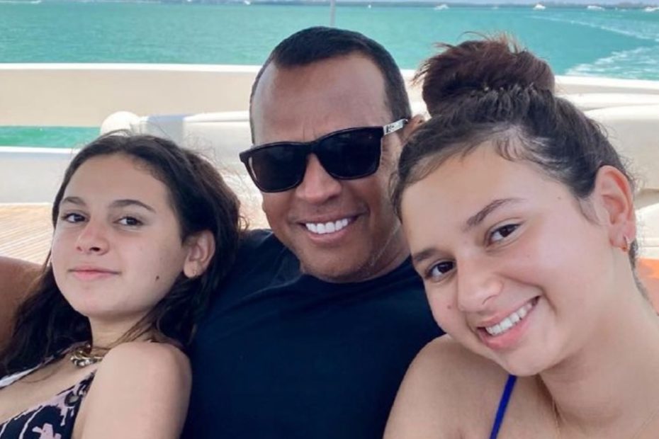 Alex Rodriguez Calls His Ex a 'World Class Mommy' as They Workout Together
