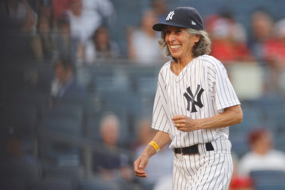 70-Year-Old Gwen Goldman Lives Out Inspiring Childhood Dream of Being the Yankees’ Bat Girl