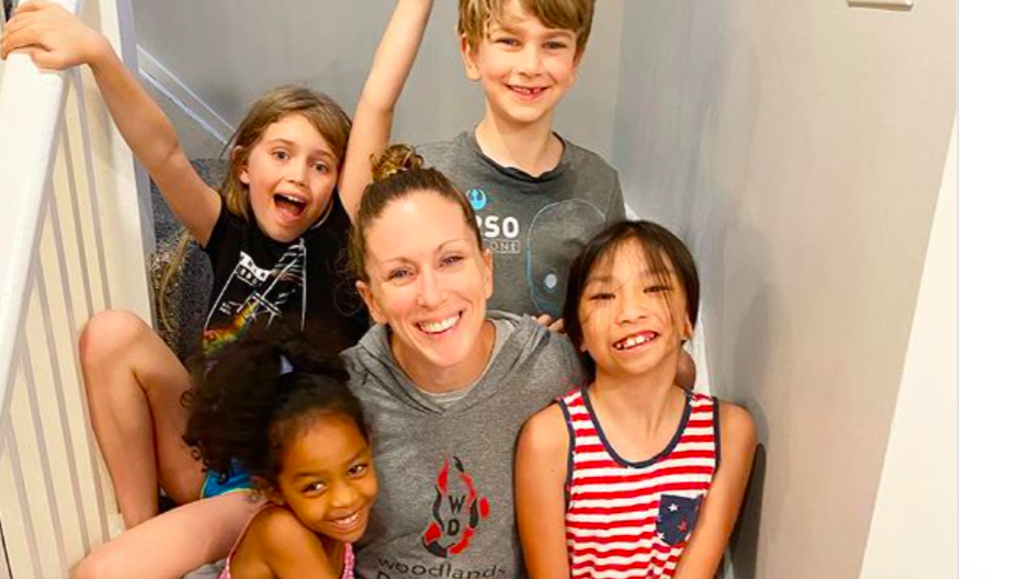 Olympic Gold Medalist Diver Laura Wilkinson, Mother Of 4, Diving Again After 9 Year Retirement