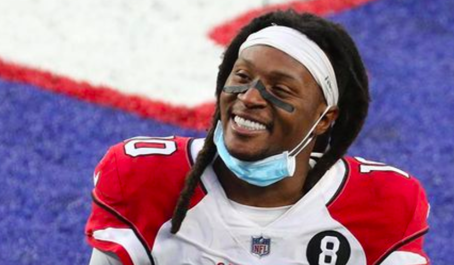 You Have To See This Incredible Tradition DeAndre Hopkins Does For His Mom When He Scores A Touchdown