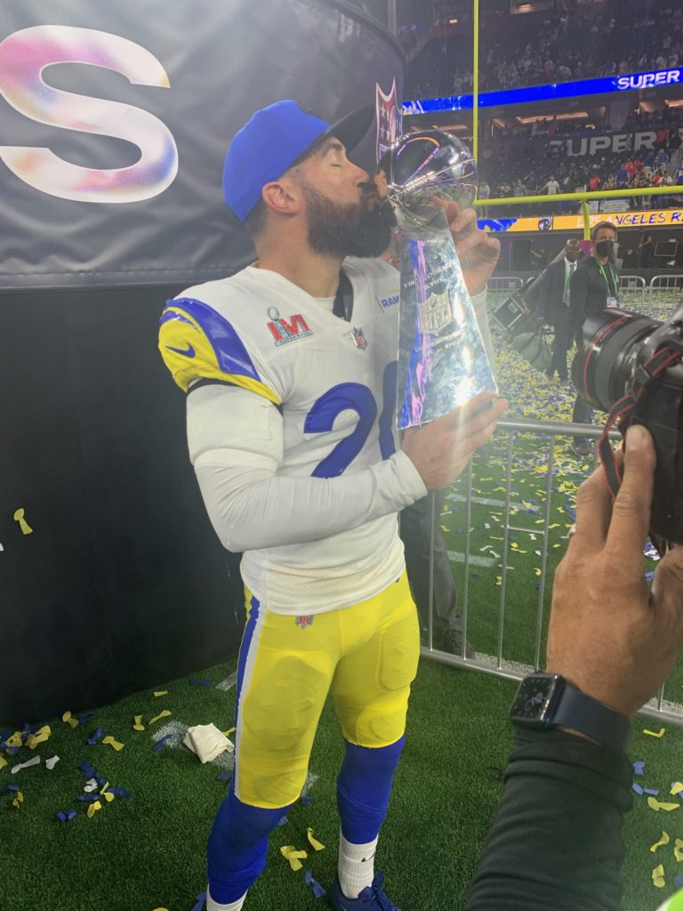37-Year-Old Eric Weddle Comes Out of Retirement, Wins Super Bowl, Then Retires Again – Months ago, retired athlete Eric Weddle was happily living his life divorced from the National Football League.