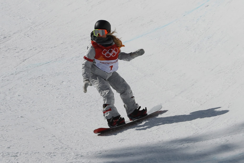 Impressive Snowboarder Chloe Kim Shreds Halfpipe During 2022 Beijing Olympic Games