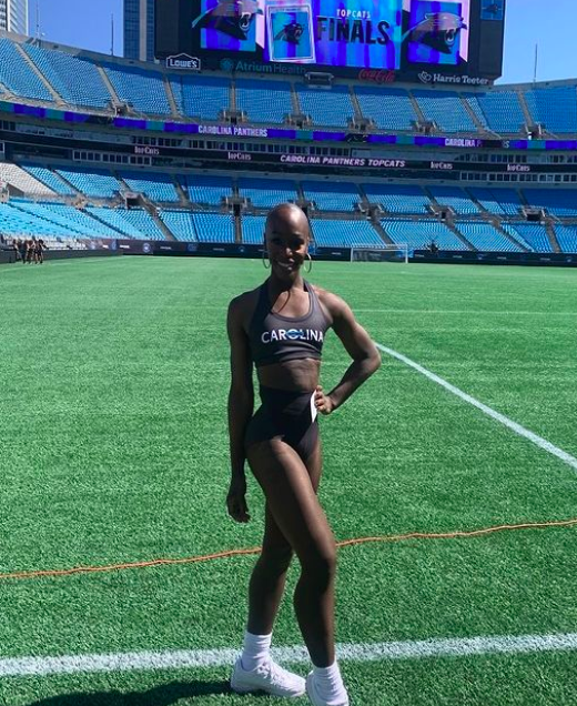 Justine Lindsay Is the 1st Ever Openly Transgender Cheerleader in NFL History – Justine Lindsay, a member of the Carolina Panthers’ cheerleading squad, just made history as the first-ever openly transgender cheerleader in the NFL. 