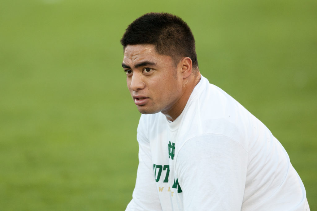 A Deep Dive Into the Story of Manti Te’o, 31, the College Athlete Whose Dead Girlfriend Didn't Exist – In the early 2010s, Notre Dame's linebacker Manti Te'o made a legacy that extended beyond his talent on the football field: he became known as the 21-year-old who fell victim to catfishing.