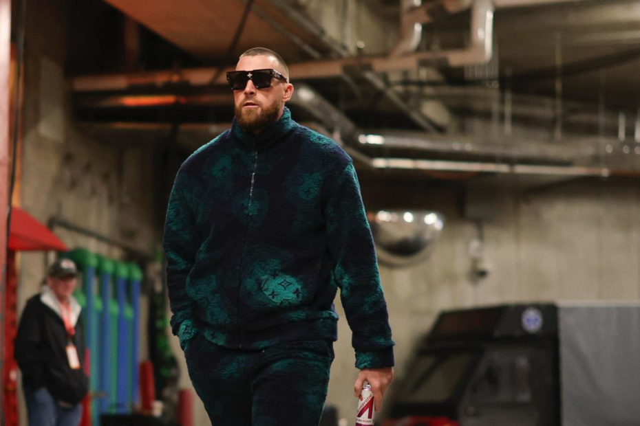Travis Kelce Will Host Saturday Night Live on March 4th -- Here Are 20 Other Athletes to Host SNL