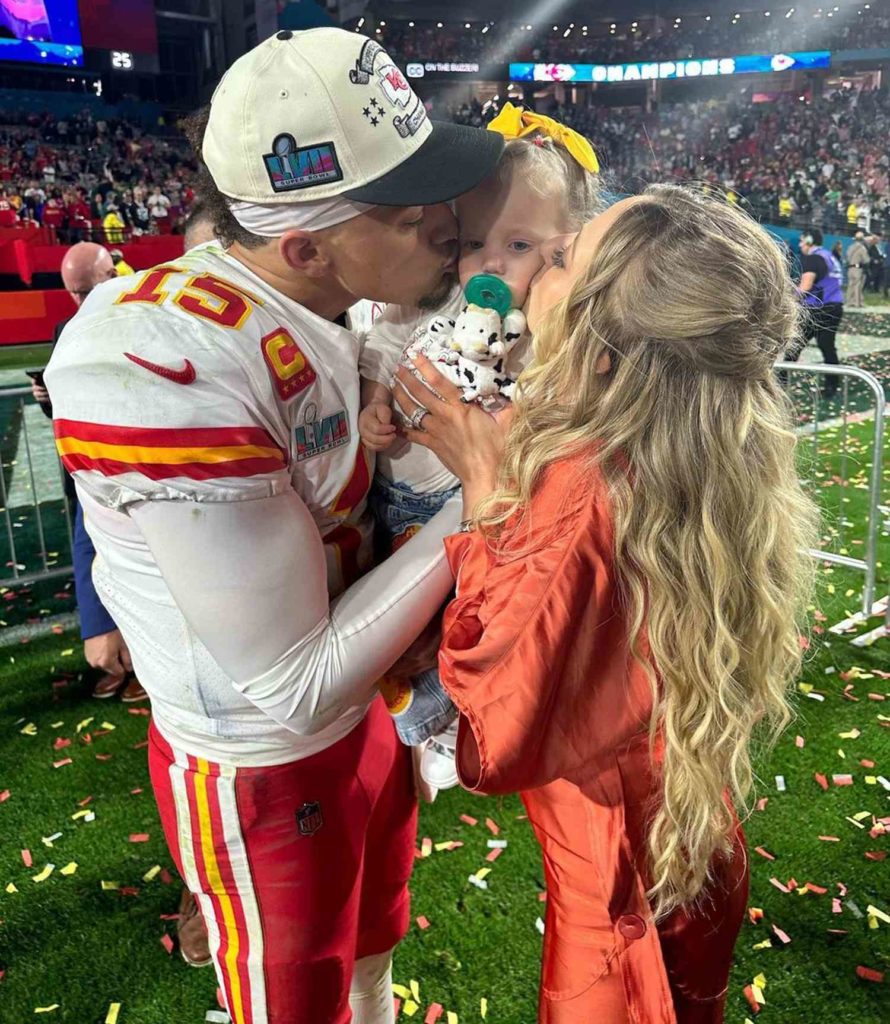 Patrick Mahomes and Wife Brittany Share First Face Reveal of Their 2nd Born Child – Following the Kansas City Chiefs Super Bowl victory over the Philadelphia Eagles, quarterback Patrick Mahomes and his family celebrated by going to the happiest place on Earth: Disneyland!