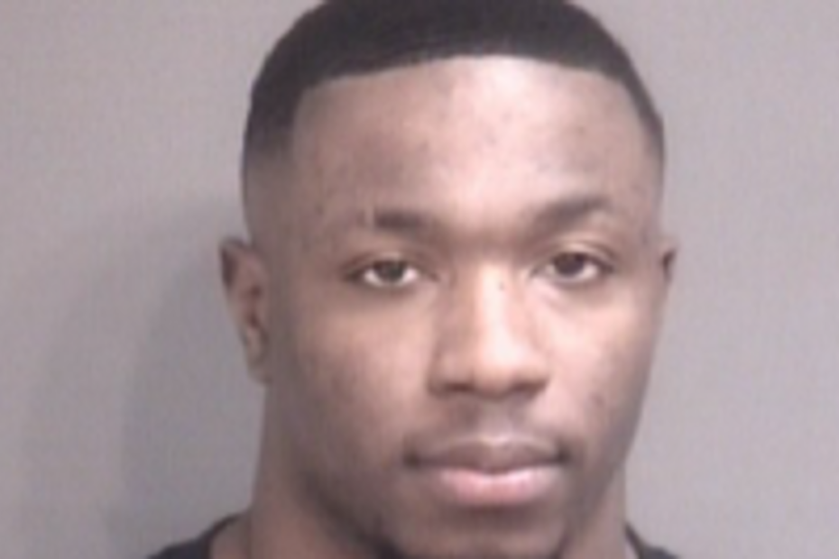 Missouri LB Chad Bailey Released on $500 Bond Following Arrest For Driving While Intoxicated – Missouri star linebacker Chad Bailey was taken into custody by the Boone County Sheriff’s Office early Sunday morning after he was pulled over for an expired license plate and failed to pass a field sobriety test.