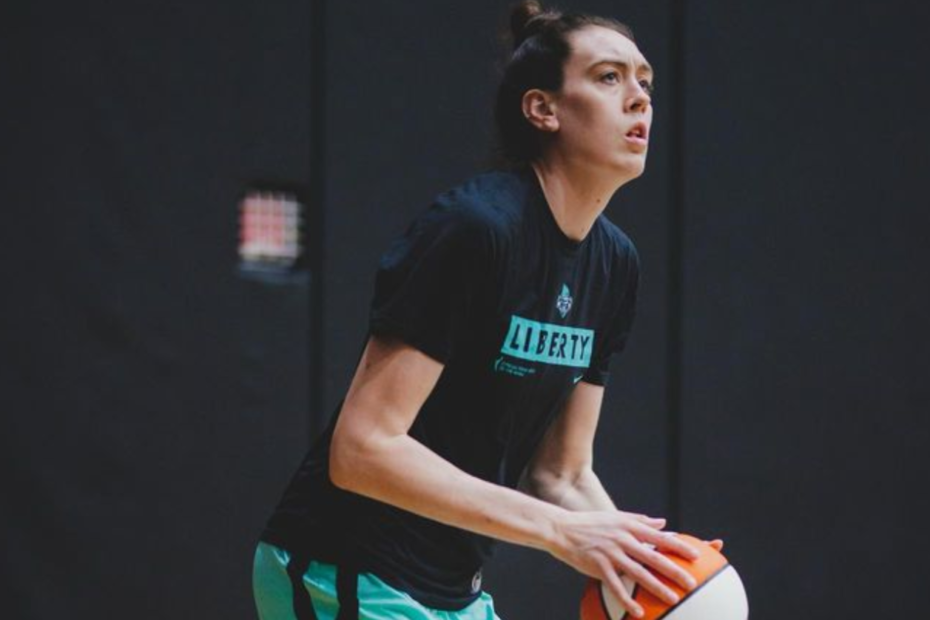 Brittney Griner Officially Re-Signs With Phoenix Mercury and 20 Other WNBA Players Primed for a Successful Season