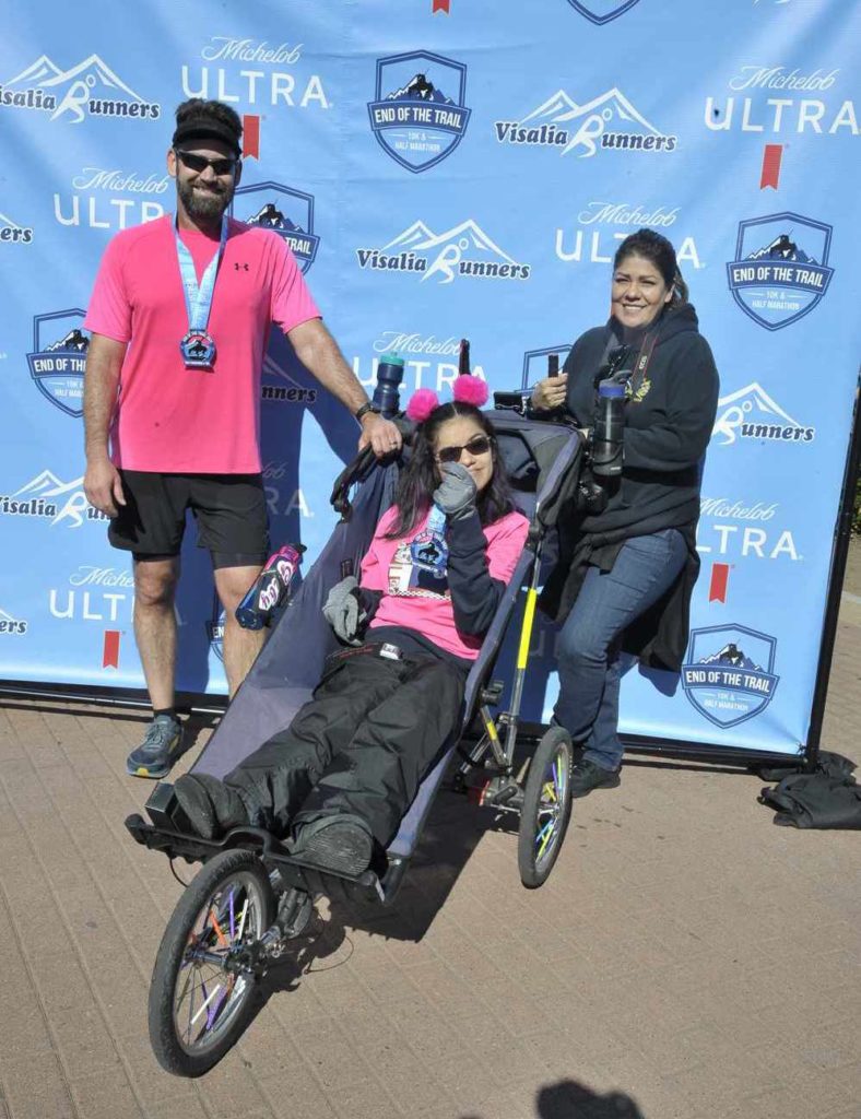 James Ridgeway Pushes His Daughter's Wheelchair For an Astonishing 10 Half Marathons – Navy veteran James Ridgeway is not letting his 24-year-old daughter's wheelchair hinder her from experiencing the joys in life.
