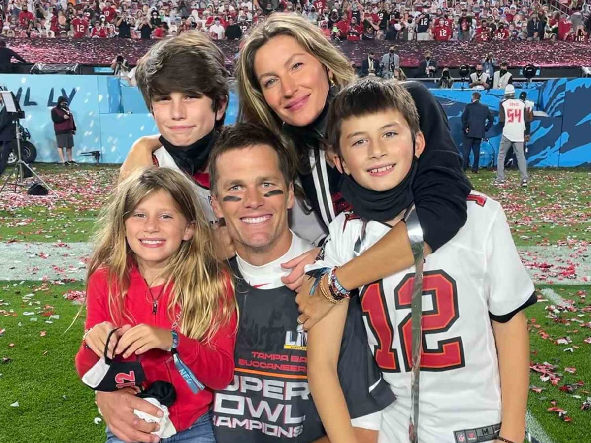 Tom Brady is Loving the Quality Time w/ His Children Following His 23 Season NFL Career