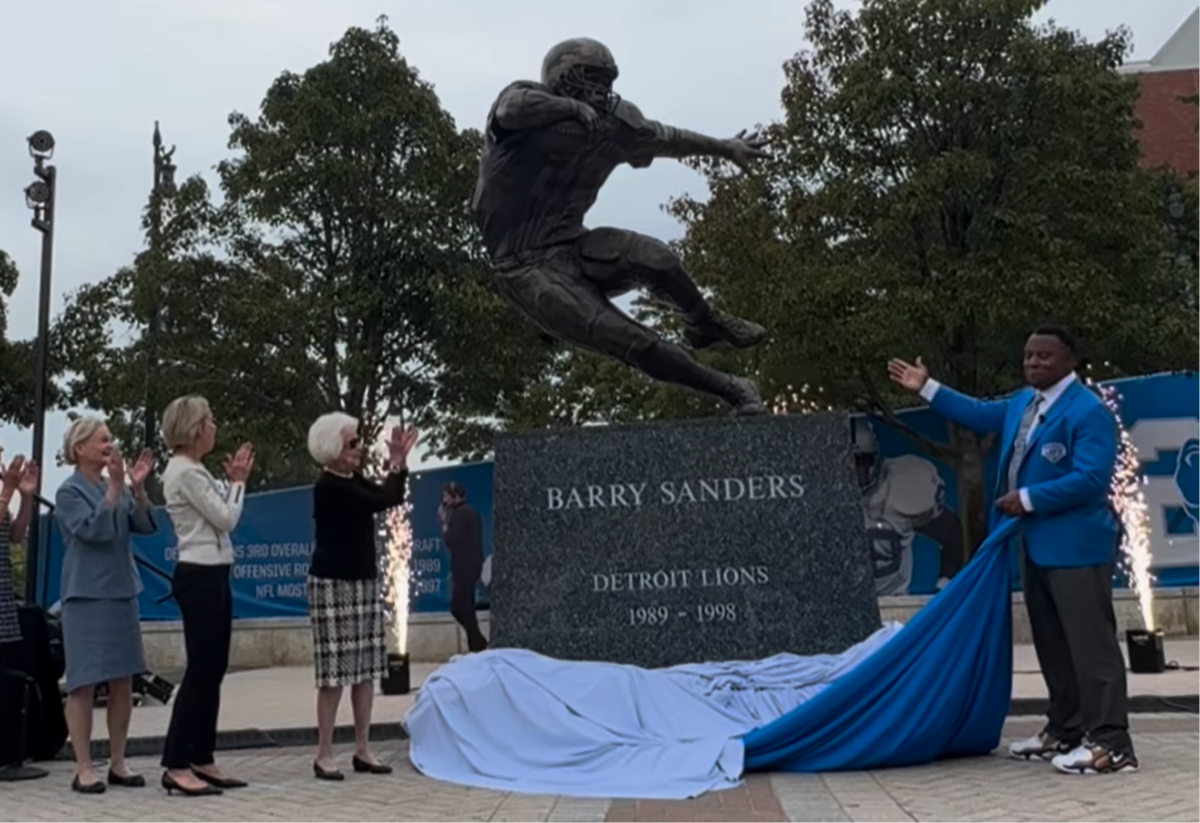 Detroit Lions Unveil New Statue for Barry Sanders Outside of Ford Field -- Here Are 15 Other NFL Players With a Statue Outside of a Stadium